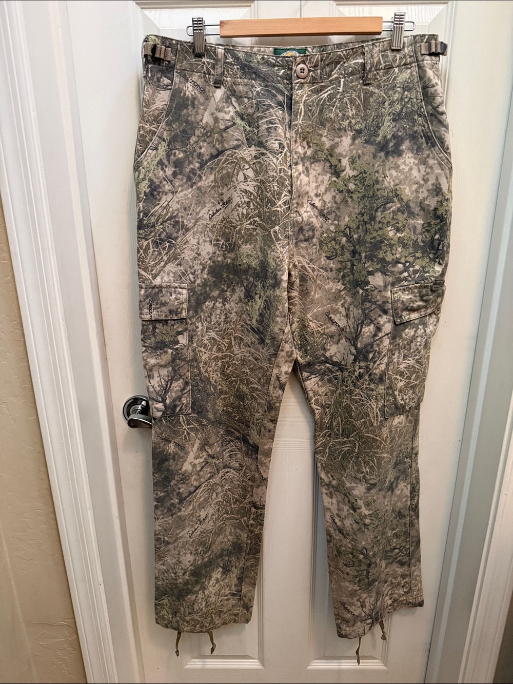 Cabela's Outdoor Camo Cargo Pants in Green and Tan